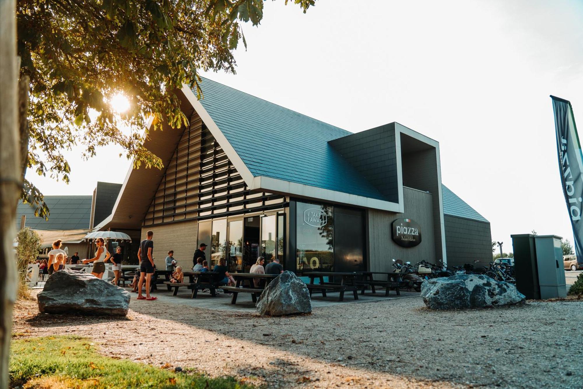 Lodge Zonneweelde, Aan Zee