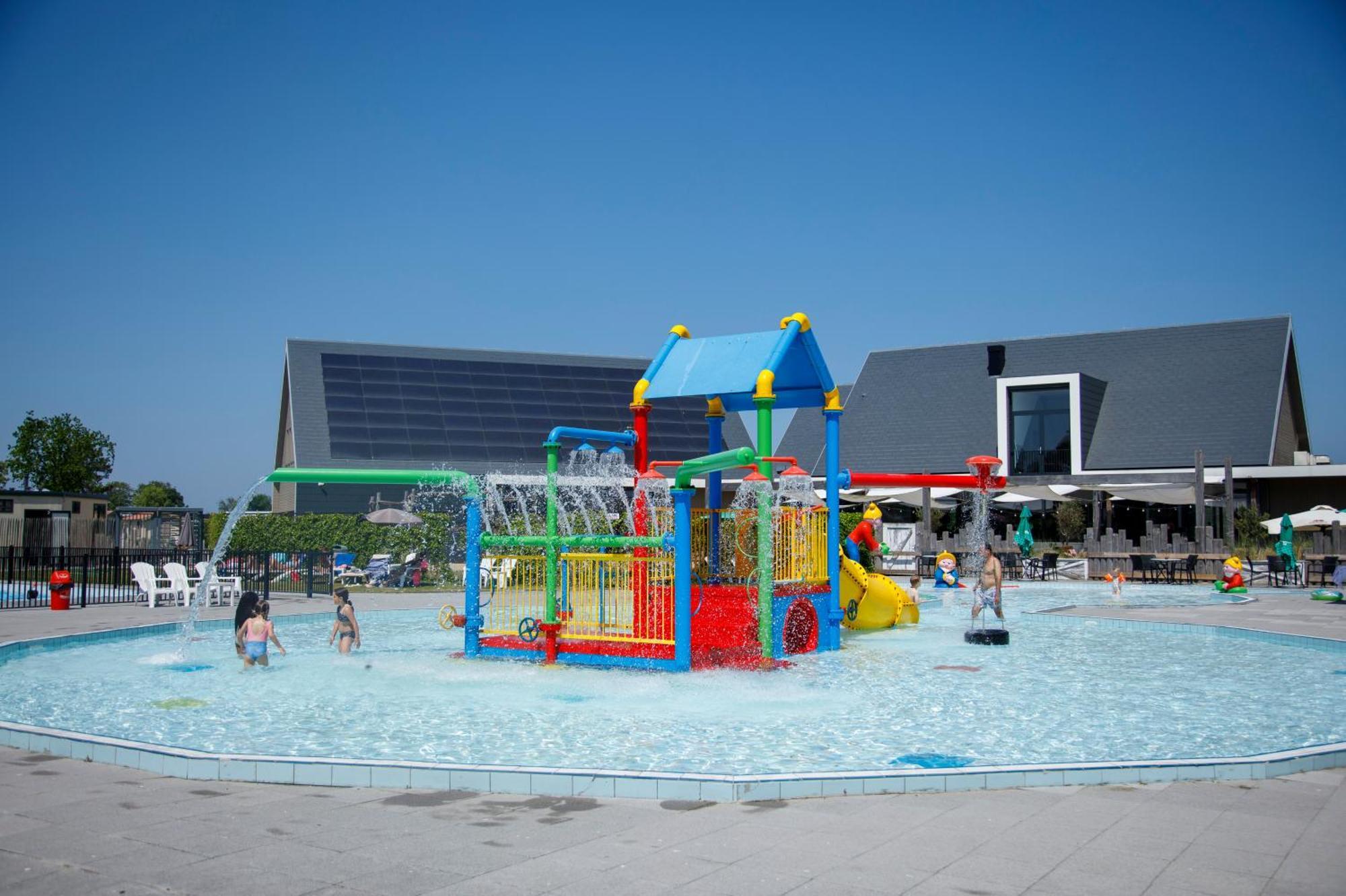Alojamento de Turismo Selvagem Zonneweelde, Aan Zee *